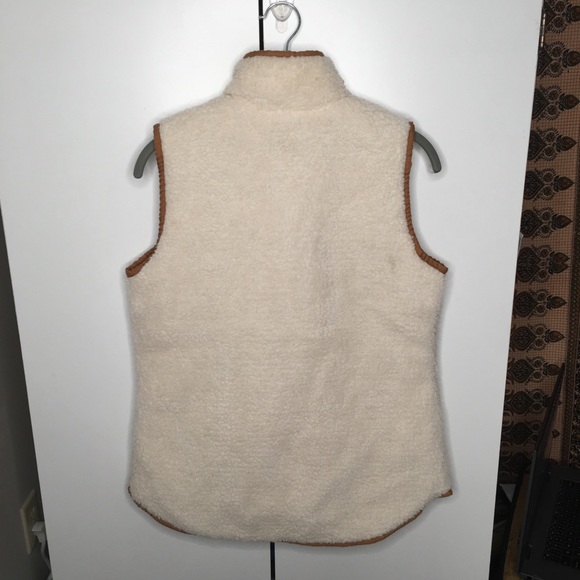 Old Navy Sherpa Cognac Vest - Picture 3 of 5